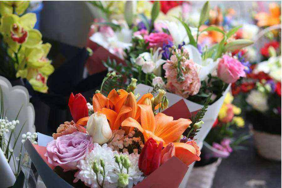 Wedding floristry hero